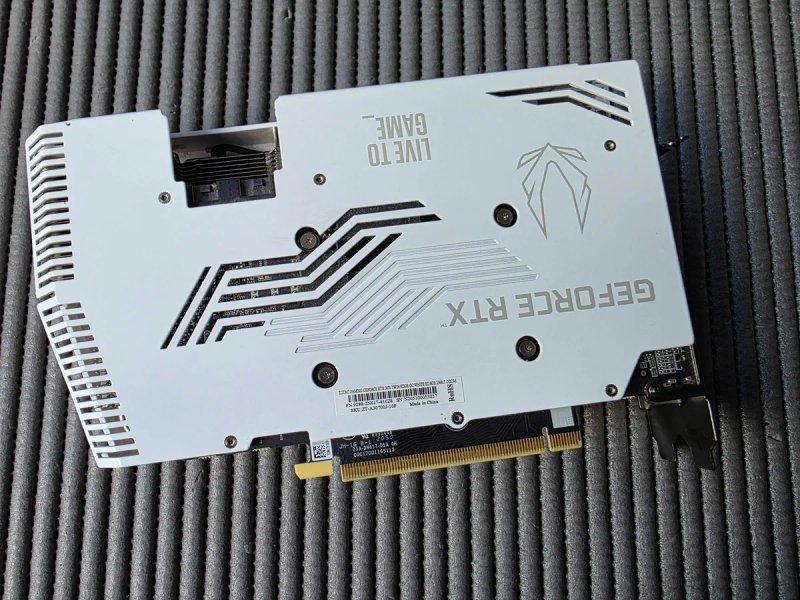 Відеокарта ZOTAC GeForce RTX 3070 Twin Edge OC White Edition 8GB GDDR6 — фото 2