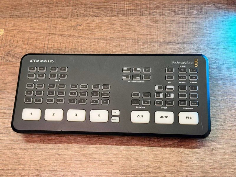 Відеомікшер Blackmagic Design ATEM Mini Pro — фото 6