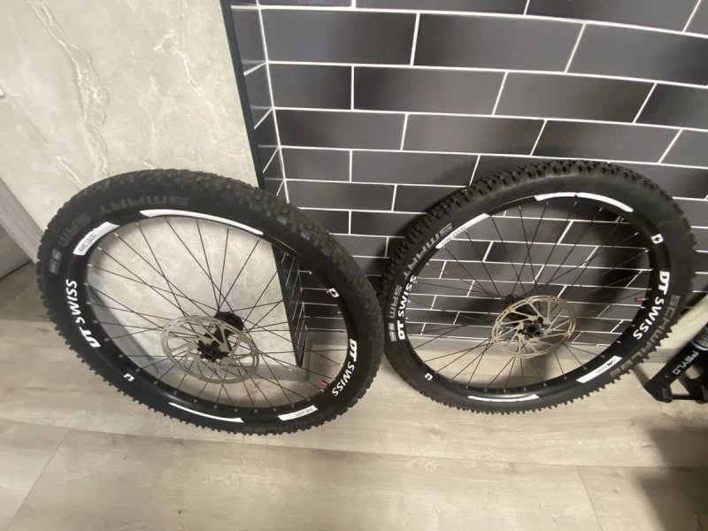 Вілсет DT swiss 27.5 на осях , вісь 142/12 , 110/15 boost — фото 3