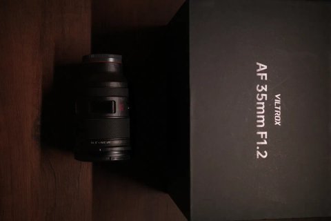Viltrox AF 35mm f/1.2 LAB для Sony