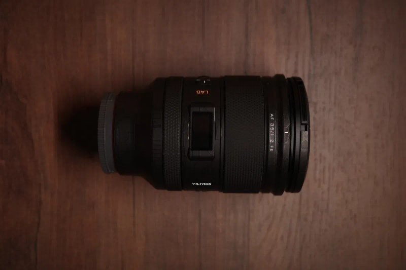 Viltrox AF 35mm f/1.2 LAB для Sony — фото 2