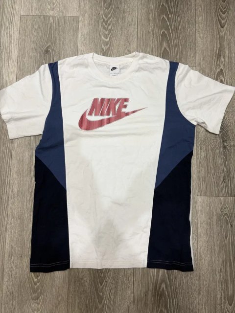 Вінтажна футболка Nike Dri-Fit , у білому кольорі , в розмірі М
