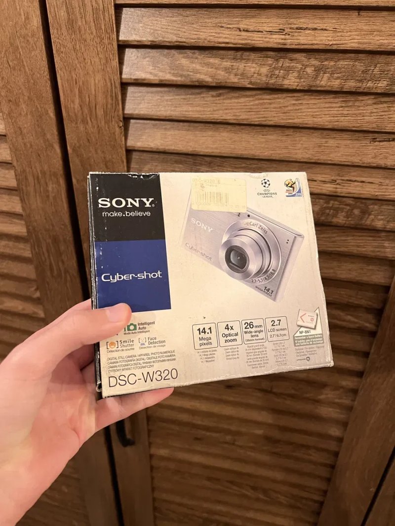 Вінтажний фотоапарат Sony Cyber-shot DSC-W320 Black CCD | Повний комплект | Коробка | Чудовий стан! — фото 7