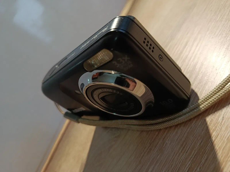 Вінтажний цифровий фотоапарат Canon PowerShot A800 (10 Мп, 3.3x зум) + чохол та елементи живлення — фото 3
