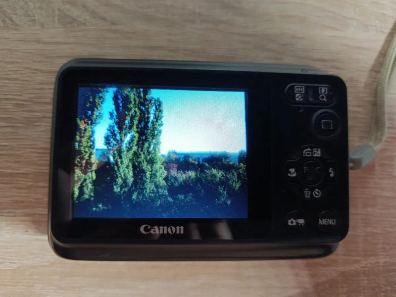 Вінтажний цифровий фотоапарат Canon PowerShot A800 (10 Мп, 3.3x зум) + чохол та елементи живлення — фото 8