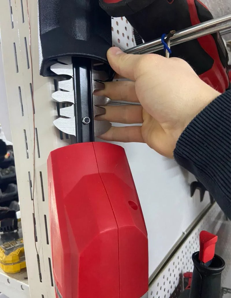 Висоторіз-кущоріз Einhell GE-HC 18 LI T-Solo (Німеччина) — фото 6