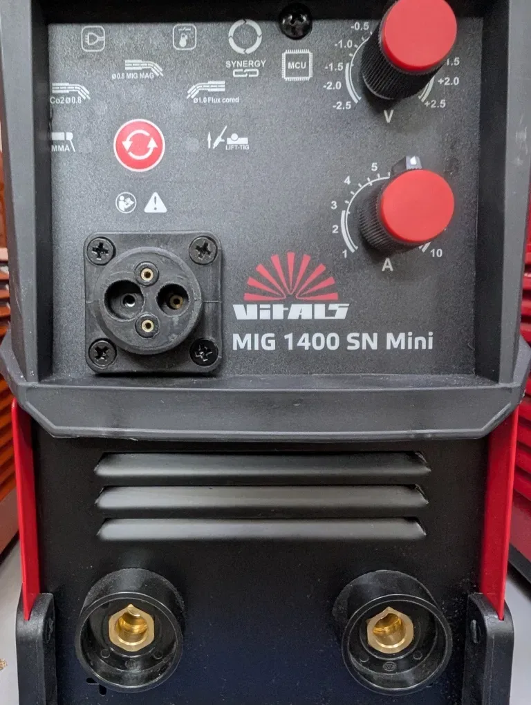 Vitals Master MIG 1400 SN mini сварочный полуавтомат ГАЗ/БЕЗ ГАЗА — фото 2