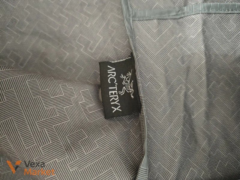 Вітровка Arc'teryx L — фото 4