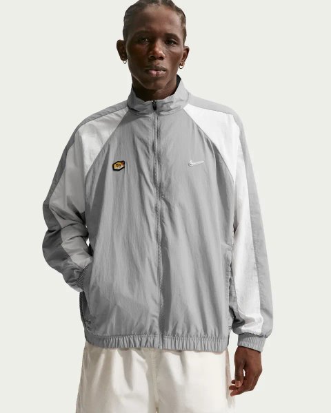 Вітровка Nike Sportswear Tuned Air IM5976-009 (M)Оригінал/вітровки найк