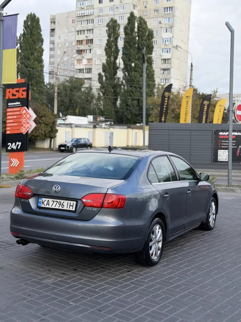 Vokswagen Jetta 2.5 газ/бензин — фото 5