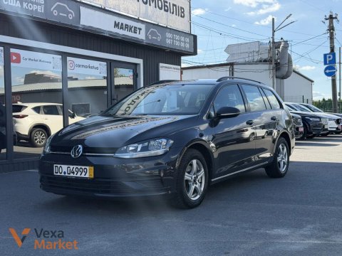 Volkswagen Golf 2017 Дизель 1.6л Сірий