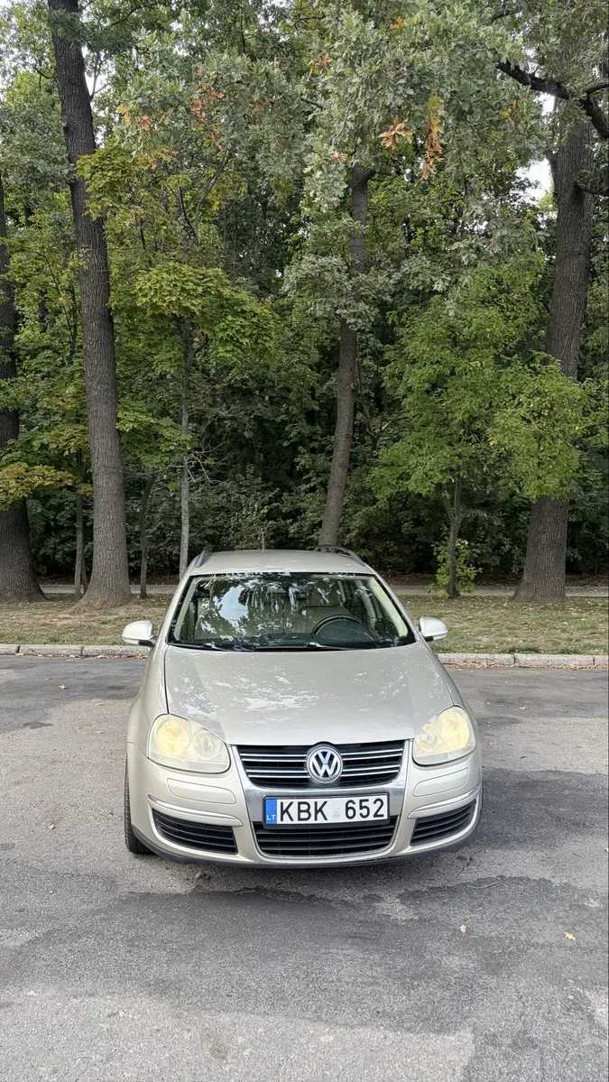 Volkswagen Golf 5 1.9 в дуже гарному стані — фото 2