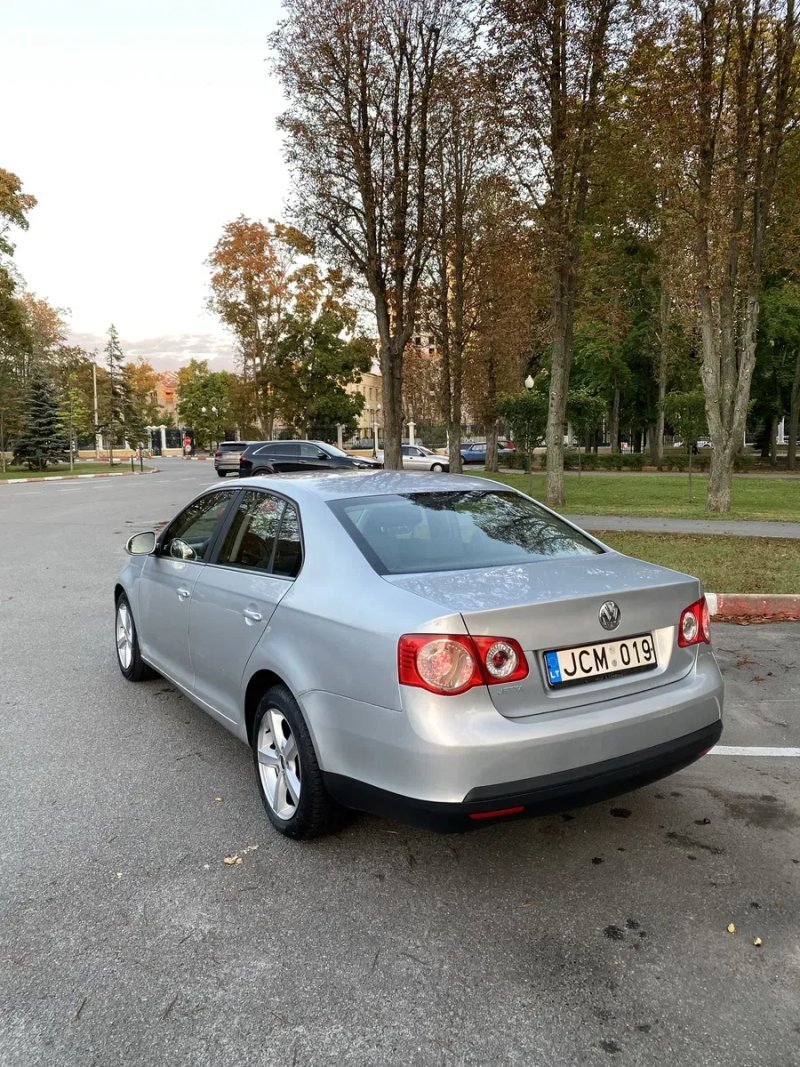 Volkswagen Jetta 1.9 tdi — фото 6