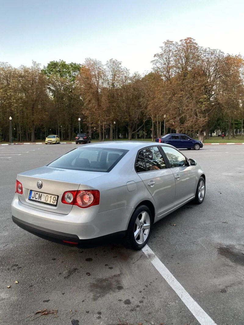 Volkswagen Jetta 1.9 tdi — фото 7