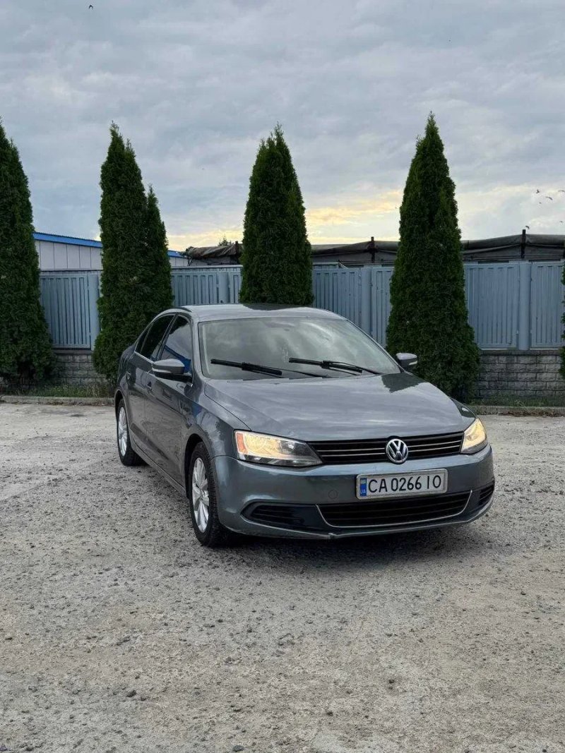 Volkswagen Jetta 2.5 бензин 2013р. — фото 2
