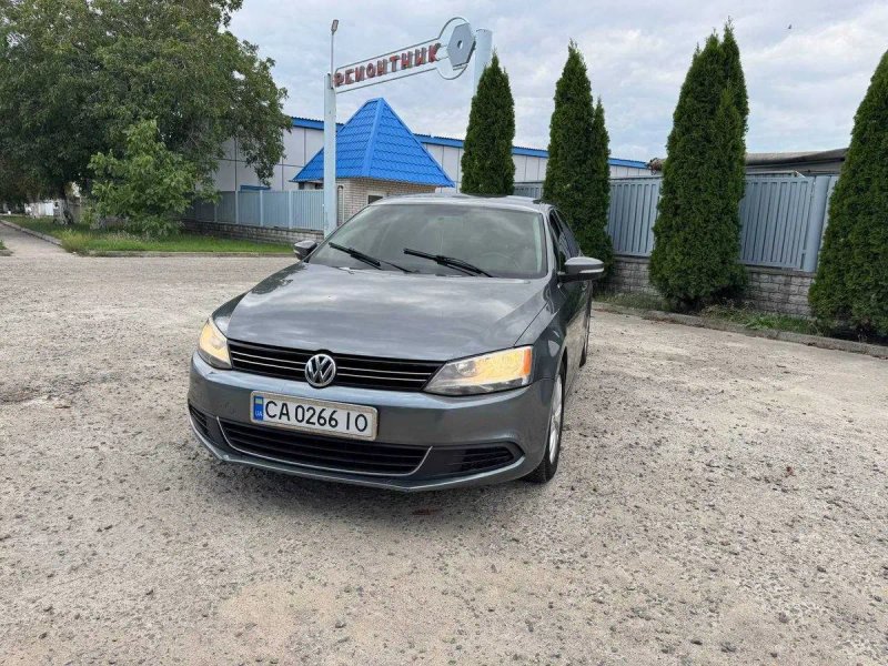 Volkswagen Jetta 2.5 бензин 2013р. — фото 4