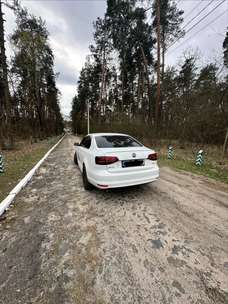 Volkswagen jetta 2017 года — фото 3