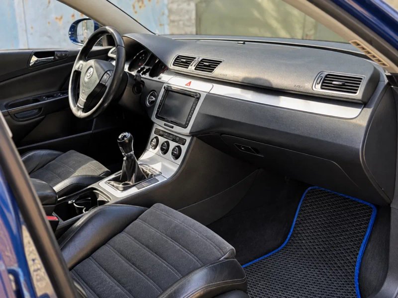 Volkswagen Passat B6 2.0tdi седан — фото 4