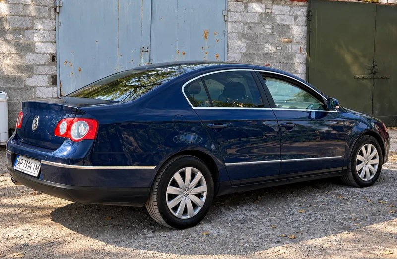 Volkswagen Passat B6 2.0tdi седан — фото 7
