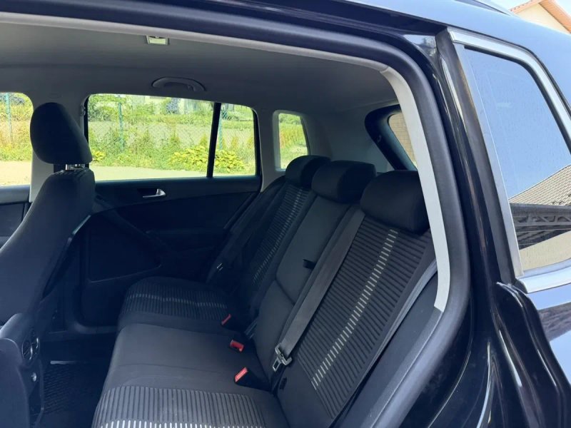 Volkswagen Tiguan 2010 рік.4×4.Обмін на Lexus gx.lx.Prado. — фото 2