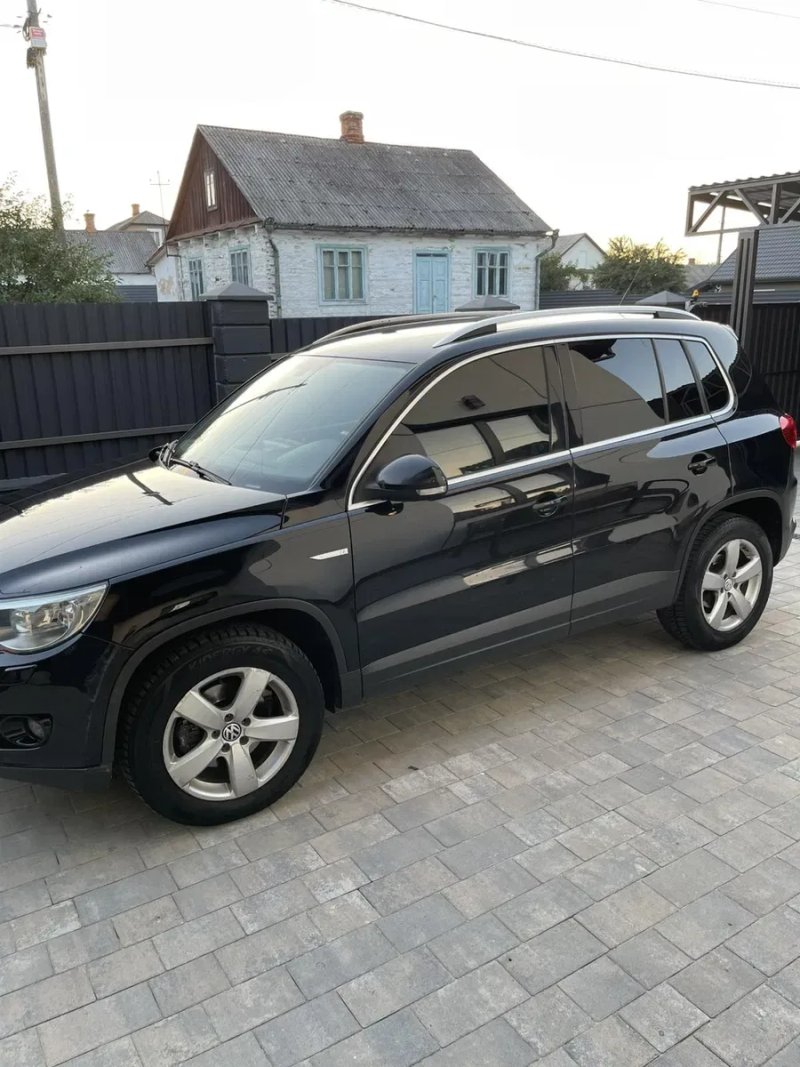 Volkswagen Tiguan 2010 рік.4×4.Обмін на Lexus gx.lx.Prado. — фото 7