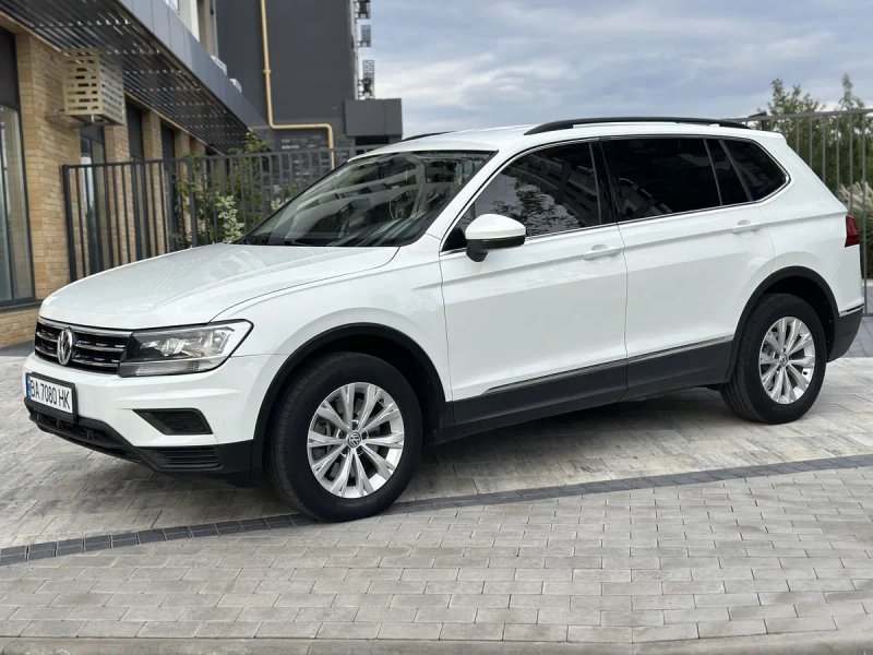 Volkswagen Tiguan 2018, 87000 km,  7 місць — фото 6
