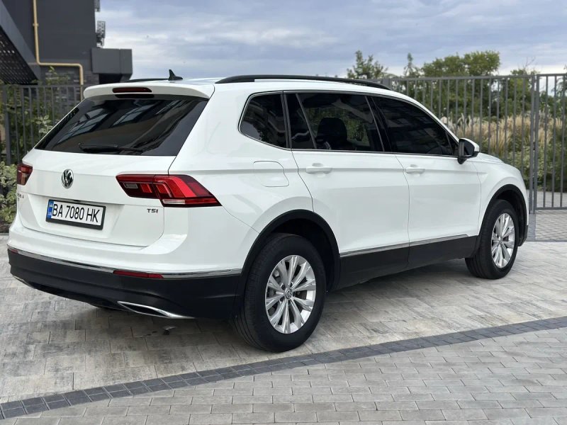 Volkswagen Tiguan 2018, 87000 km,  7 місць — фото 8