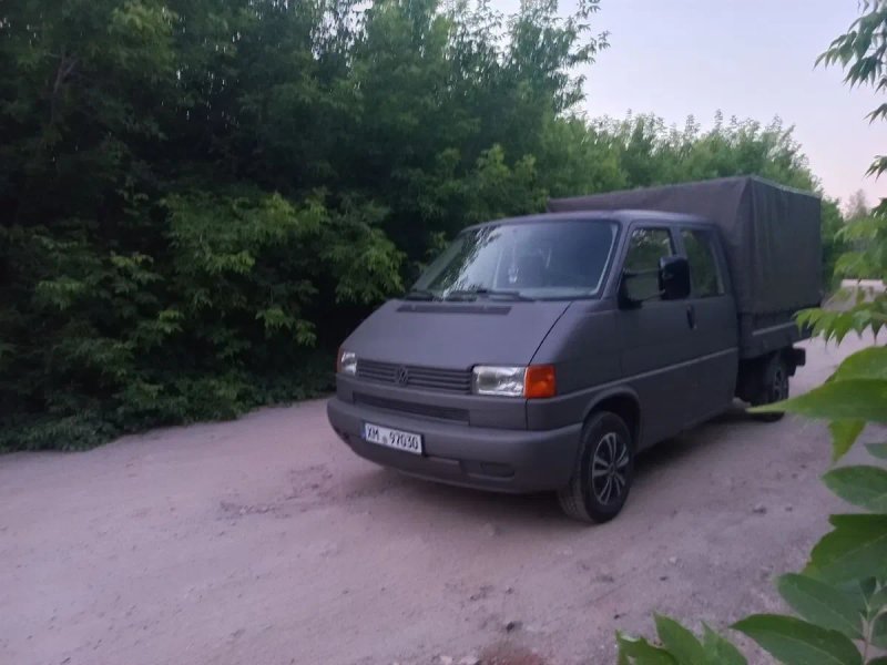 Volkswagen Transporter T4 пикап ,6-ти местний — фото 2