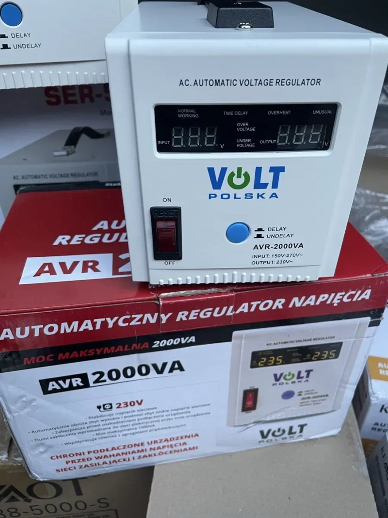 Volt Polska  Стабілізатор напруги AVR 2000 ВА . — фото 7