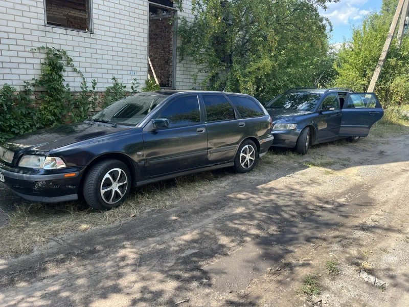 Вольво V40 Универсал 1.6 Газ Бензин  Недорого Бляха Нерастаможена Возможен  Обмен — фото 2