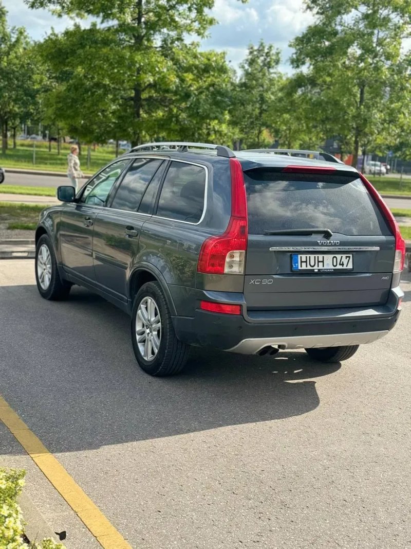Volvo XC90, 2.4, 2008 рік, 4х4, 7 місць — фото 2
