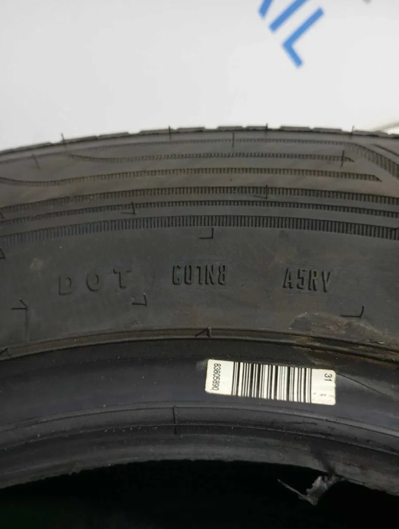 Всесезонна шина Goodyear Vector 4Seasons 215*75 R16 — фото 5