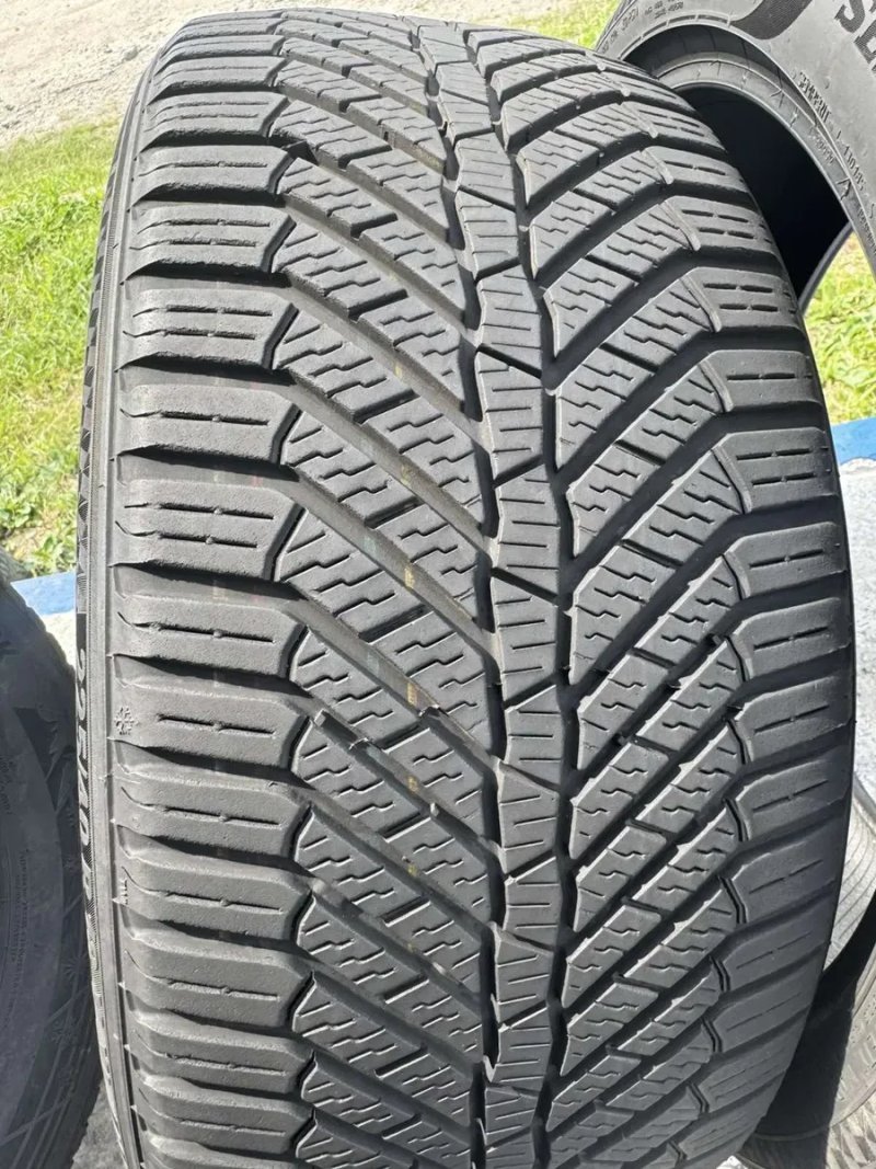 Всесезонні шини SEMPERIT 225/40 R18 — фото 2