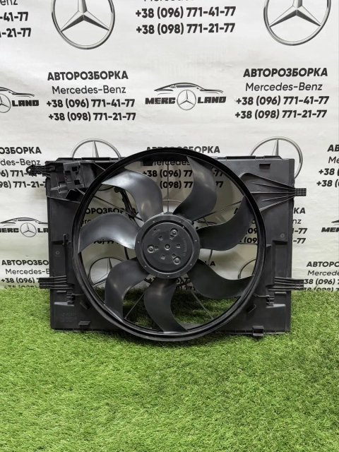 W205 вентилятор охолодження дифузор радіатора Мерседес C-class Розборка