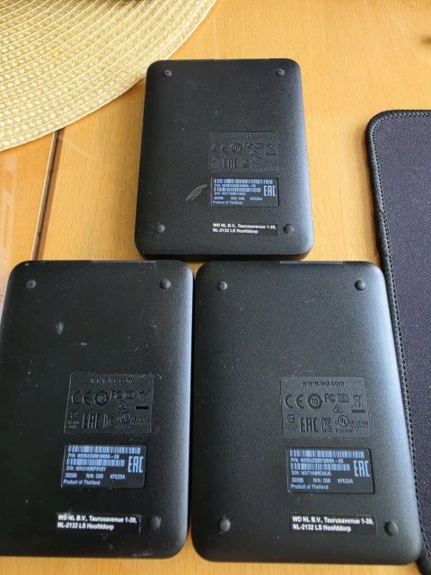 Wd Elements 1tb 1000gb диски hdd 2.5   зовнішній диск стан гарний смарти на фото майже нові