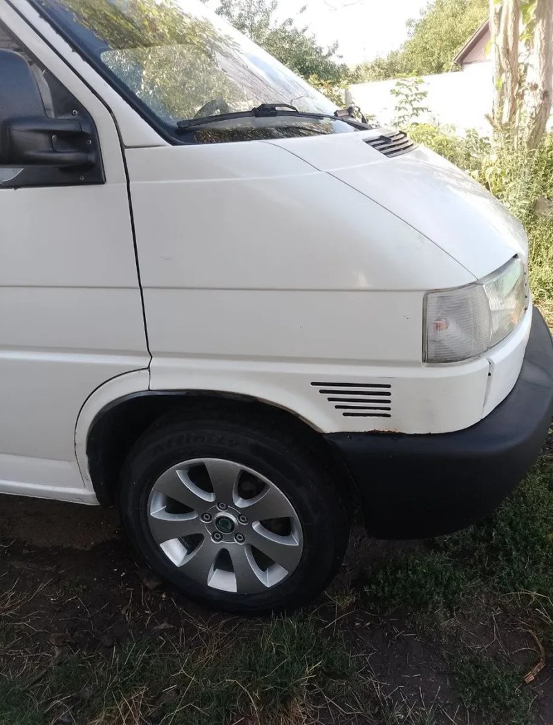 Wolkswagen Transporter.2.5tdi.6 мест. — фото 4