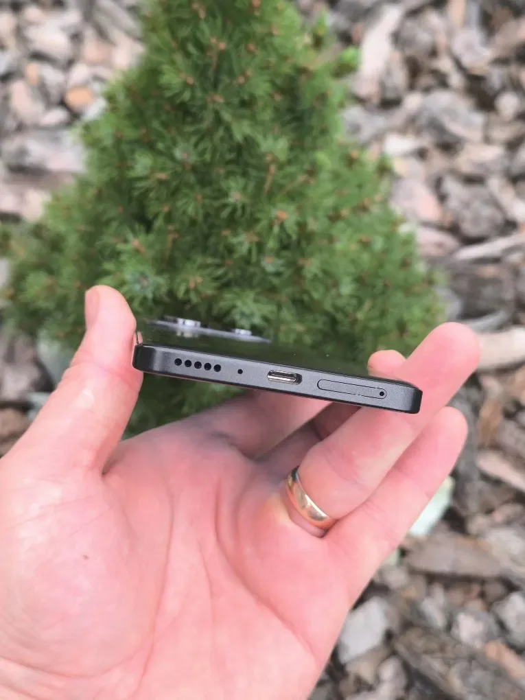 Xiaomi Redmi Note 14 5G 8/256 ГБ — чорний, ідеальний стан Акумулятор 100% — фото 2