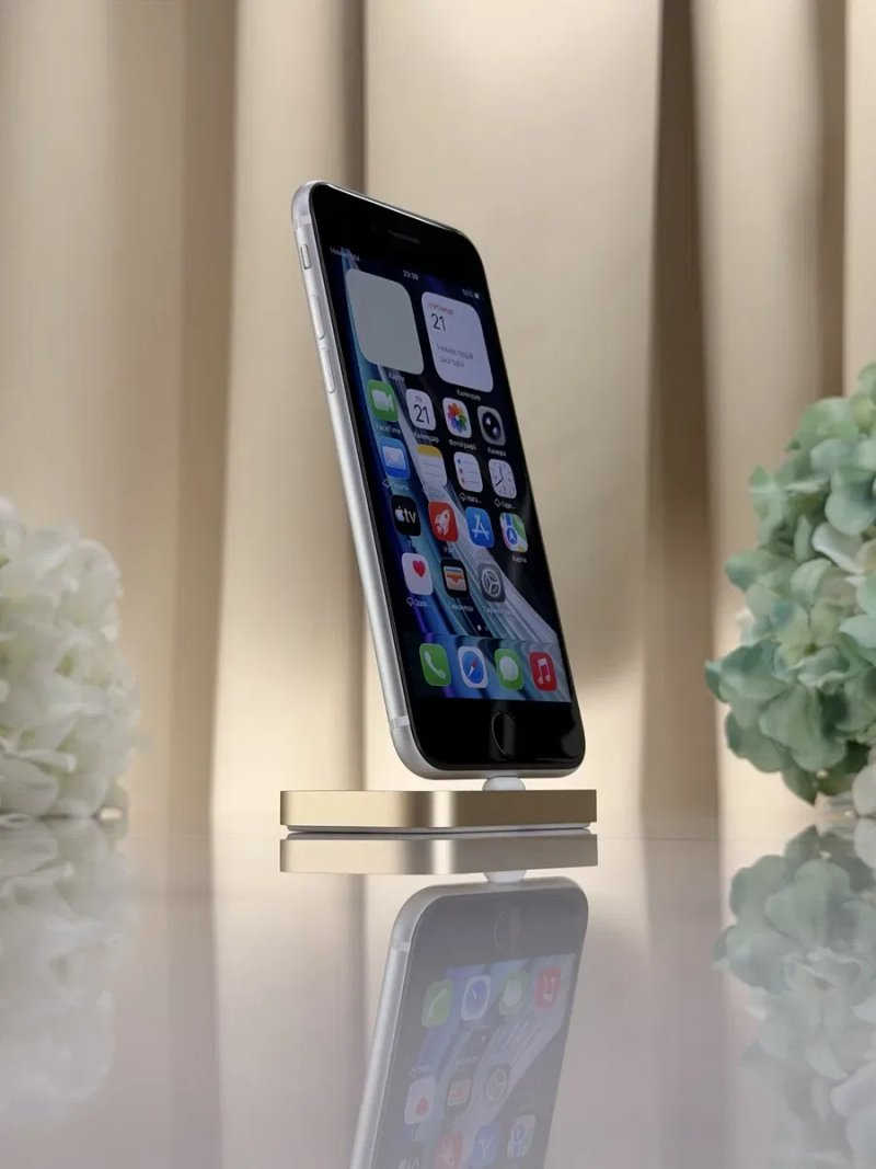Як Новенький! iPhone SE-2020 White 64GB 83%АКБ (Магазин Гарантія) — фото 4