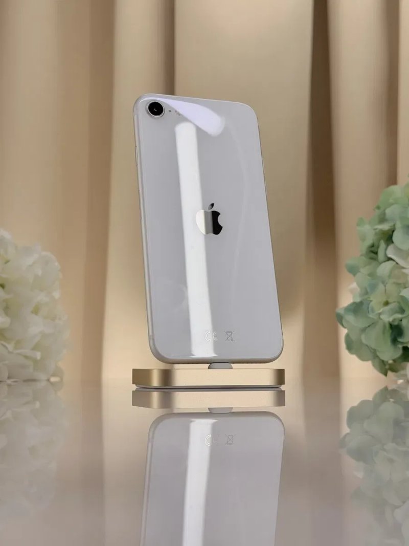 Як Новенький! iPhone SE-2020 White 64GB 83%АКБ (Магазин Гарантія) — фото 6