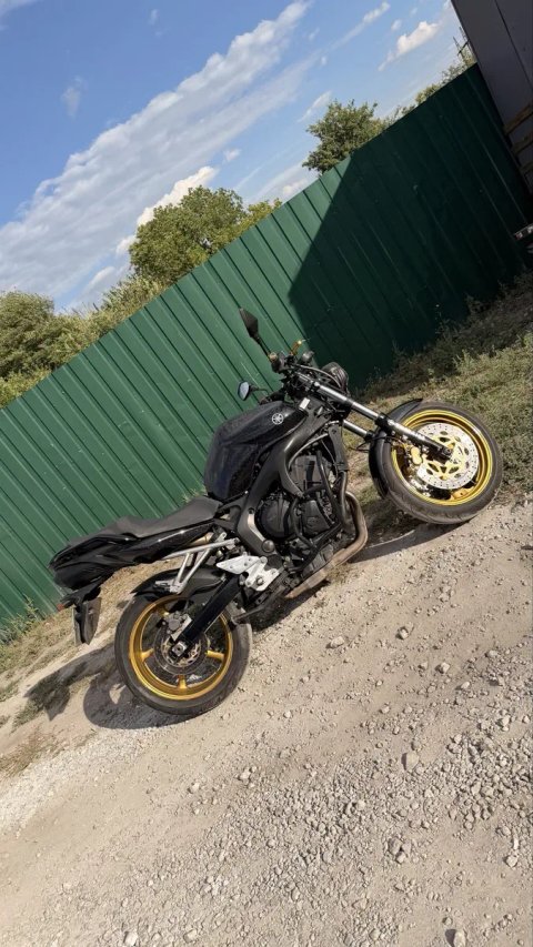 Yamaha fz6 s2 2007год