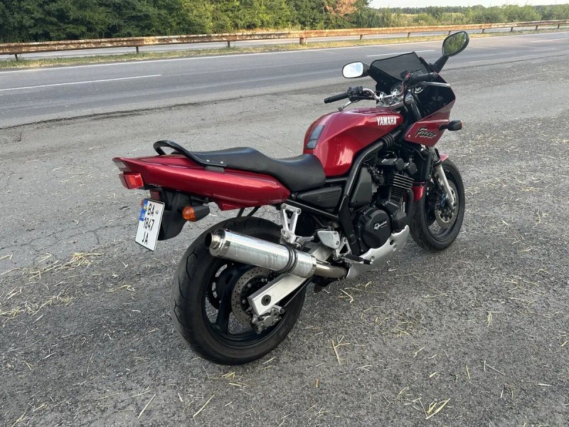 Yamaha FZS 600 гарний стан — фото 4