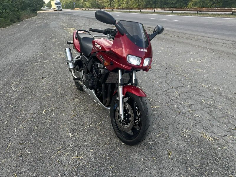 Yamaha FZS 600 гарний стан — фото 6