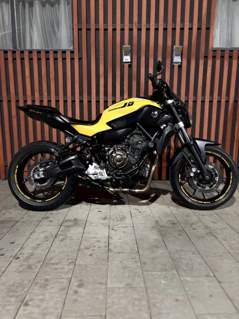 Yamaha MT-07 (husqvarna,kawasaki,ktm,honda) мотоцикл