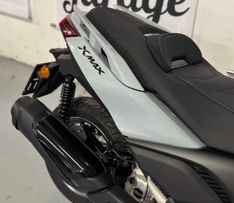 Yamaha X-Max Tech MAX 2025 — фото 6