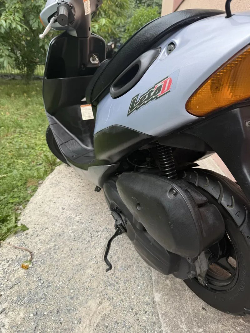 Японський мопед suzuki lets 2 бабочка скутер з контейнера — фото 5