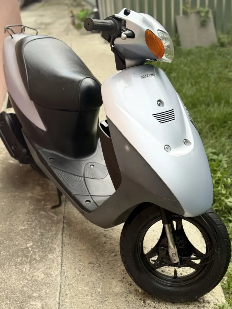 Японський мопед suzuki lets 2 бабочка скутер з контейнера — фото 8