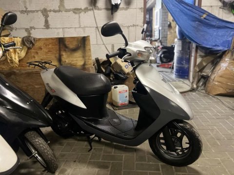 Японский скутер Suzuki Lets CA1PA