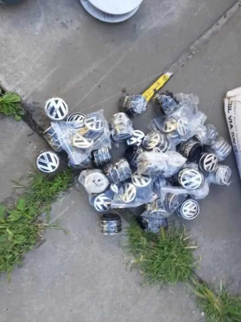 Заглушки, колпачки, крышки на диски Volkswagen golf Passat Jetta Tigua — фото 3