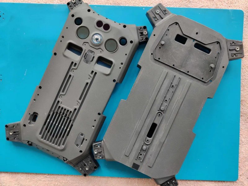 Запчастини корпусу DJI Matrice 300 Frame Cover дві нижні частини — фото 6