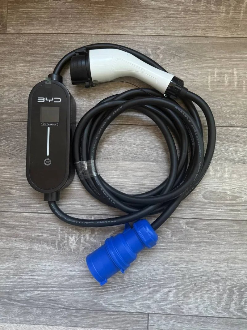 Зарядка BYD Type 1 (J1772) 7 кВт 32A EV Charger | 5 м | Дисплей | Таймер | Зарядний пристрій для електромобілів США — фото 2